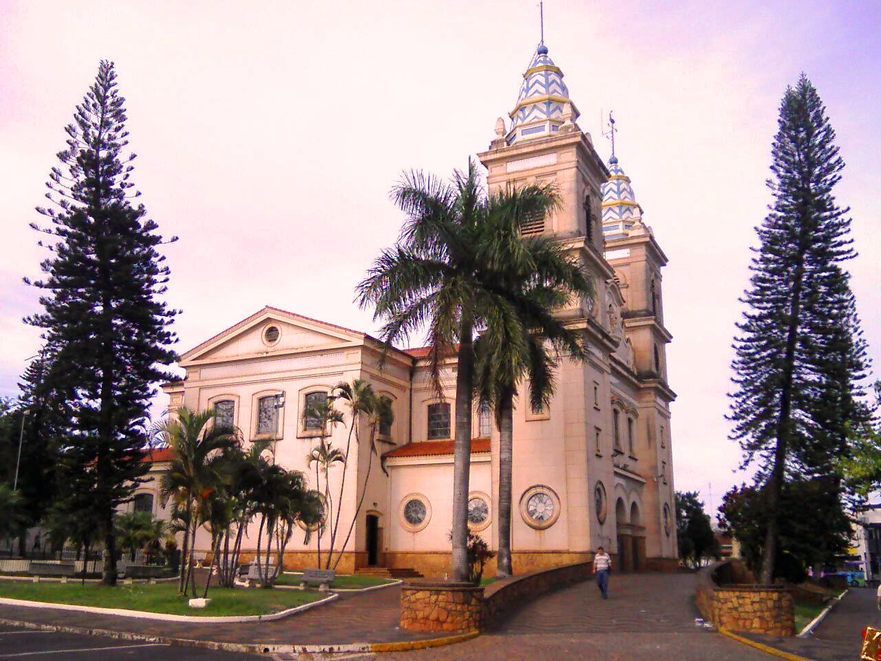 Igreja Matriz de Porto Ferreira, no Centro da cidade